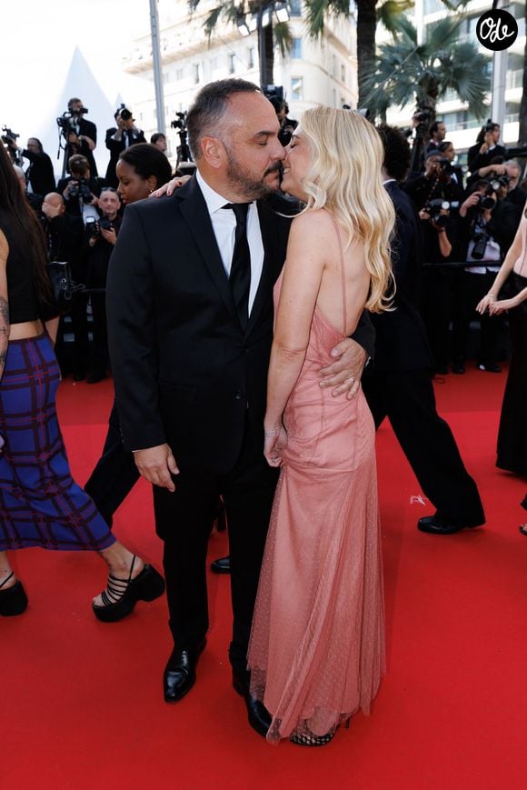 François-Xavier Demaison et sa femme Anaïs Tihay - Montée des marches du film « Amarga Navidad » lors du 79ème Festival International du Film de Cannes, le 19 mai 2026. © Jacovides-Moreau / Bestimage