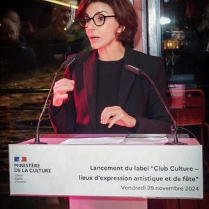 Rachida Dati, ministre de la Culture, lors d’une conférence de presse pour le lancement du Label "Club Culture" (Lieux d'expression artistique et de fête) au Mazette, port de la Rapée à Paris, France, le 29 novembre 2024. © Jack Tribeca/Bestimage