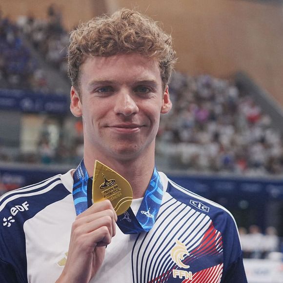 Léon Marchand a encore réalisé plusieurs exploits lors des championnats d'Europe de natation à Paris

Le Français Léon Marchand lors du podium du 200 m papillon masculin aux Championnats d'Europe de natation, au Centre aquatique olympique de la Métropole du Grand Paris, à Paris (France). © Laurent Lairys / PsnewZ / Bestimage