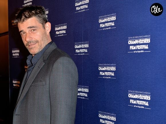 "Je suis resté deux ans hospitalisé. C’est très long", se souvenait-il en juillet 2026

Thierry Neuvic au cocktail de clôture lors du 5ème Champs Elysées Film Festival à Paris, le 14 juin 2016. 

© CVS-Veeren/Bestimage