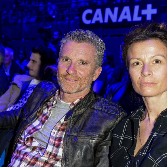 Récemment, le couple a fait une autre rencontré sur le tournage aux Philippines.

Denis Brogniart et sa femme Hortense - People au match de boxe "La Conquête" Acte 4 T.Yoka VS C.Leonet au palais des sports de Paris le 7 avril 2018 (Victoire de T.Yoka au 5 ème round)
© Pierre Perusseau / Bestimage