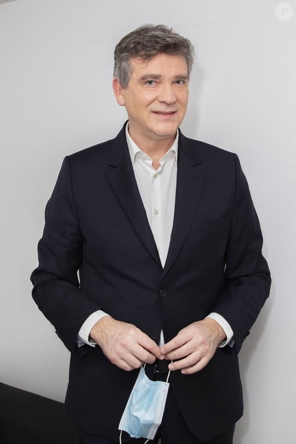 Exclusif - Arnaud Montebourg - Les invités de L.Ruquier posent en backstage lors de l'émission OEED (On est en direct) diffusée sur France 2 le 27 février 2021
© Jack Tribeca / Bestimage