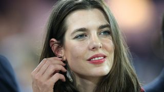 Charlotte Casiraghi affiche le même corps qu'à ses 20 ans grâce à une discipline noble qu'elle pratique depuis 23 ans