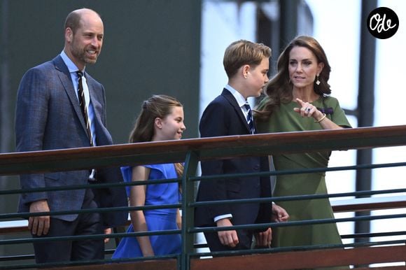 Le prince William, la princesse Charlotte, le prince George et Kate Middleton à Wimbledon, le 12 juillet 2026.

© Mirrorpix / Bestimage