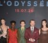 Actuellement à l'affiche du nouveau volet de "Spider-Man" et du dernier long-métrage événement de Christopher Nolan, "L'Odyssée", l'acteur britannique affiche une musculature athlétique

John Leguizamo, Charlize Theron, Lupita Nyong'o, Tom Holland, Matt Damon, Anne Hathaway enceinte et Zendaya - Photocall du Film "L'Odyssée" au Grand Rex à Paris le 8 juillet 2026. © Coadic Guirec/Bestimage