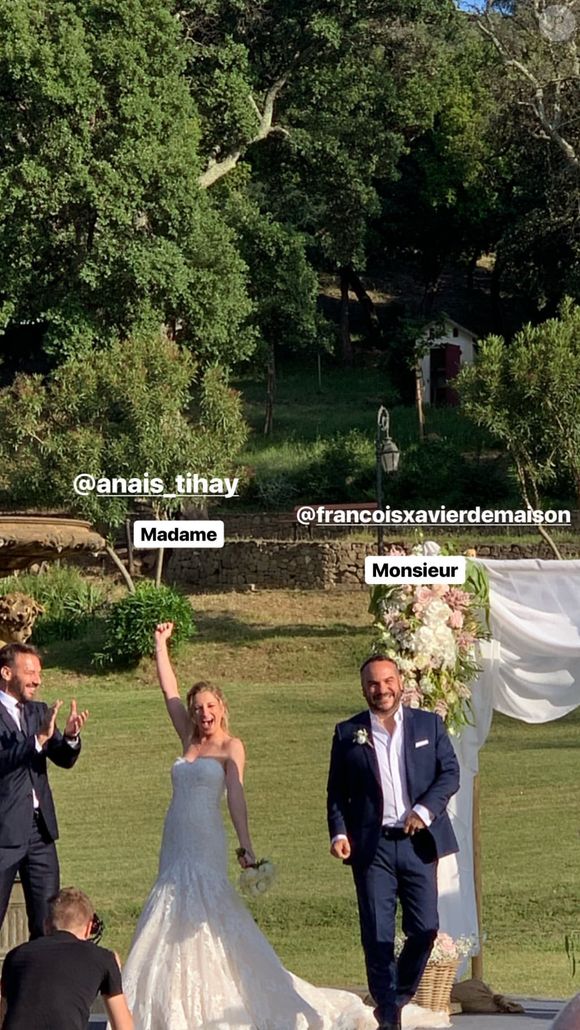 Image du mariage de François-Xavier Demaison et Anaïs Tihay, le 7 juin 2019 au château de Valmy à Argelès-sur-Mer (Pyrénées-Orientales), partagée par Laurie Cholewa dans sa story Instagram.