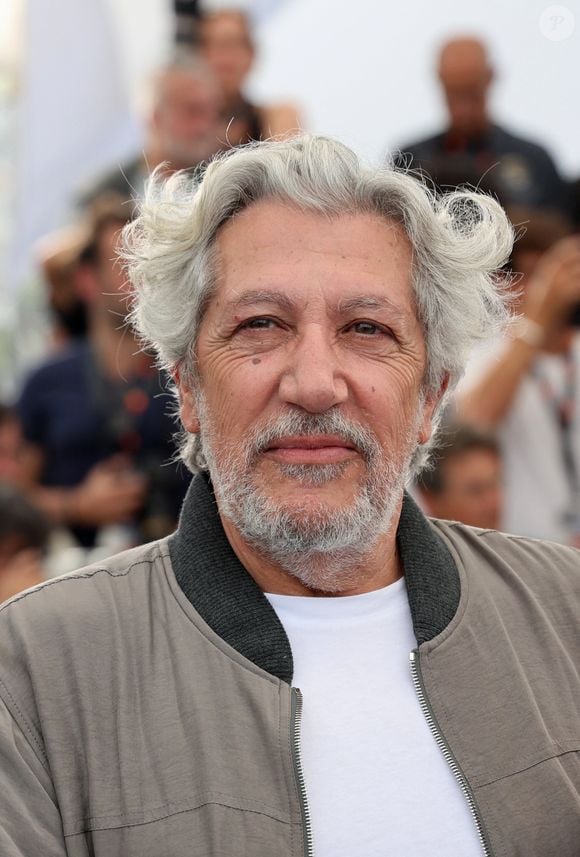 Alain Chabat - Photocall du film "L'Amour Ouf" (Beating Hearts / Compétition) lors du 77ème Festival International du Film de Cannes . © Jacovides / Moreau / Bestimage