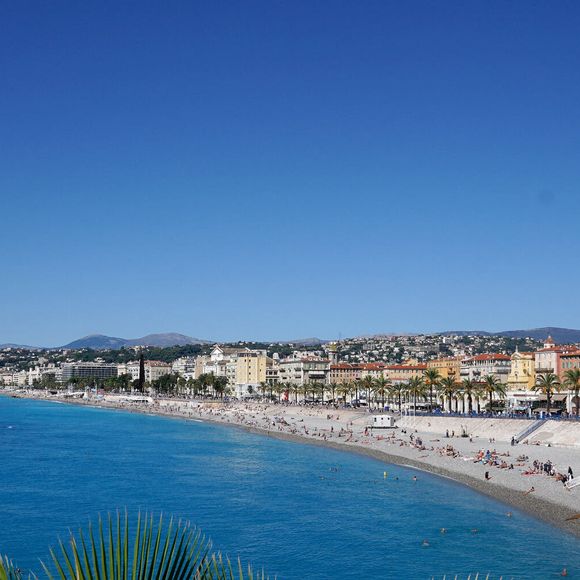 Une vue générale du front de mer et de la plage de Nice avant le match de la poule B de la Coupe du monde de rugby 2023 au Stade de Nice, France. Date de la photo : dimanche 24 septembre 2023.
PA Photos/ABACA
