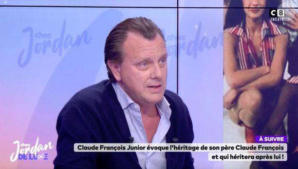 Claude François Jr face à Jordan De Luxe sur le plateau de Chez Jordan (C8).