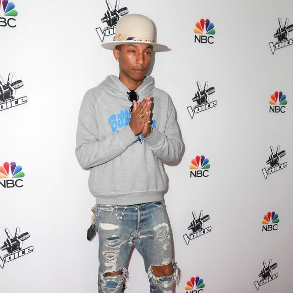 Pharrell Williams - People au photocall de la 7ème saison de "The Voice" à West Hollywood. Le 8 décembre 2014

FAMEFLYNET / BESTIMAGE