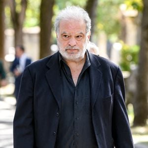 Raphaël Mezrahi aux arrivées des obsèques de Catherine Ringer, la chanteuse des Rita Mitsouko, au cimetière de Montmartre, dans le 18ème arrondissement de Paris, France, le 19 septembre 2026. © Bestimage | 00770597