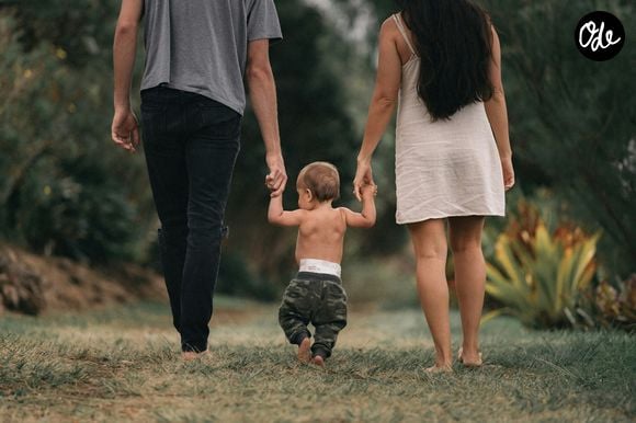 Les promesses non tenues et les déceptions répétées peuvent créer une méfiance persistante à l’âge adulte.

Photo prise par Jakob Owens / Unsplash