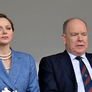 Une fois de plus, la princesse Charlene a décidé de s'investir dans le sport à destination des enfants. Le prince Albert II de Monaco et la princesse Charlene durant la finale de la 118e édition du Rolex Monte-Carlo Masters, au Monte-Carlo Country Club à Roquebrune Cap Martin, le 13 avril 2025.
L'espagnol Carlos Alcaraz a battu l'italien Lorenzo Musetti 3-6 / 6-1 / 6-0. © Bruno Bebert / Bestimage