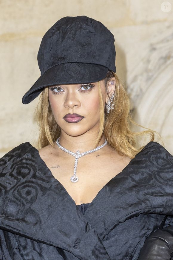 De son côté, Charles Ollivon s'est rendu dans le pays natal de la chanteuse Rihanna : la Barbade

Rihanna au photocall du défilé Dior Haute Couture Printemps/Été 2024 dans le cadre de la Fashion Week de Paris (PFW), au musée Rodin à Paris, France, le 22 janvier 2024. © Olivier Borde/Bestimage