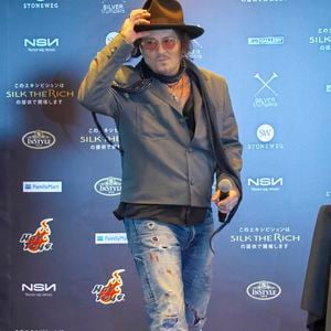 Johnny Depp donne une conférence de presse pour son exposition "A Bunch of Stuff" à Tokyo (Japon), le 27 novembre 2025.
Action Press / Bestimage