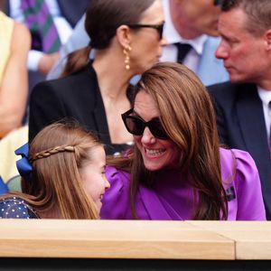 La princesse de Galles et la princesse Charlotte dans la loge royale le quatorzième jour des championnats de Wimbledon 2024 au All England Lawn Tennis and Croquet Club, à Londres, le 14 juillet 2024.