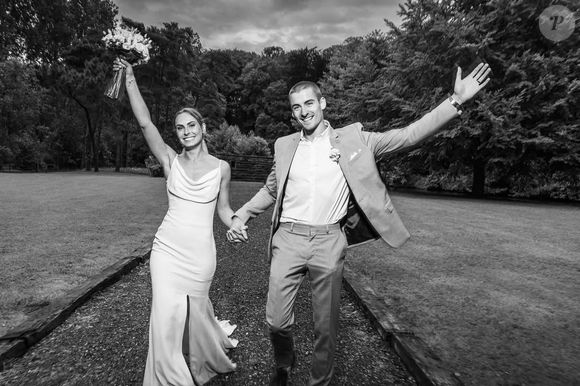 Thomas (Koh-Lanta Fidji) et Adèle, plus amoureux que jamais sur Instagram