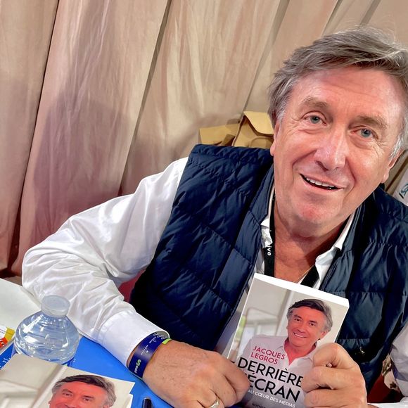 Jacques Legros lors de la 40ème Foire du Livre de Brive à Brive-la-Gaillarde, France, le 5 novembre 2022. © Fabien Faure/Bestimage