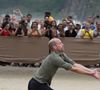 Le futur roi d'Angleterre fait tout pour rester en pleine forme physique.

Le Prince de Galles participe à un match de volley-ball avec des joueurs de l'Institut Levante, une école locale de beach-volley, sur la plage de Copacabana à Rio de Janeiro, au premier jour de sa visite au Brésil pour la remise annuelle du prix Earthshot, le lundi 3 novembre 2025. Photo by Aaron Chown/PA Wire/ABACAPRESS.COM