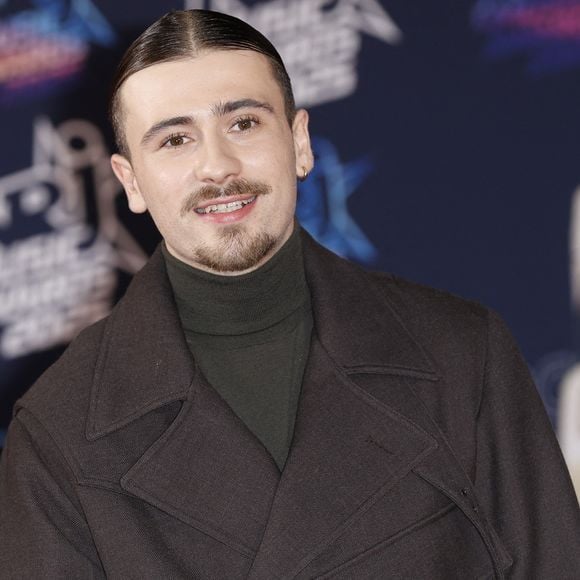 "Je m’entends hyper bien avec Pierre Garnier, qui est issu de la Star Academy, je n’ai pas d’a priori, je vois que ça lance des artistes, c’est cool", continue-t-il.

Pierre Garnier
La 27 ème édition des NRJ MUSIC AWARDS au Palais des festivals et des congrès, à Cannes vendredi 31 octobre 2025. © Christophe Aubert via Bestimage