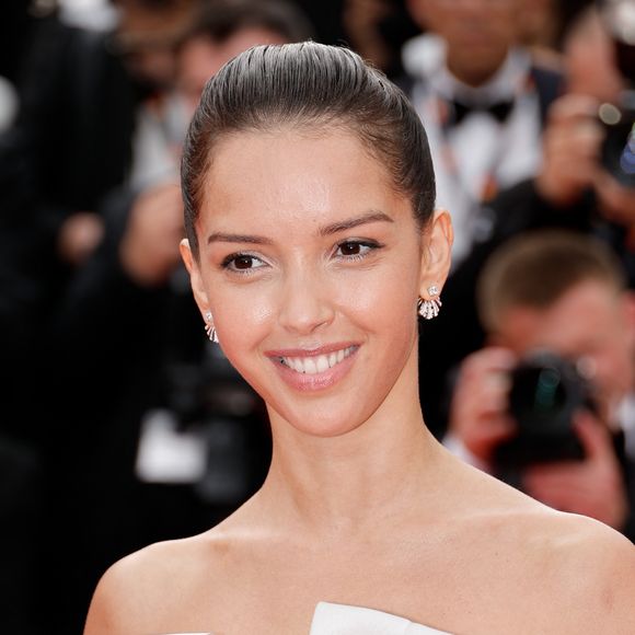 Lyna Khoudri - Montée des marches du film « Eagles of the Republic » lors du 78ème Festival International du Film de Cannes, au Palais des Festivals à Cannes. Le 19 mai 2025 © Jacovides-Moreau / Bestimage