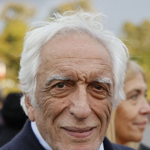 Gérard Darmon - Les personnalités accompagnant le président de la République Emmanuel Macron lors de sa visite d'Etat de trois jours au Maroc, le 28 octobre 2024. 
© Ludovic Marin / Pool / Bestimage