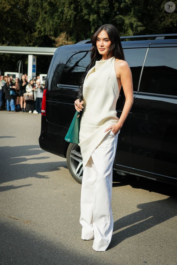 Pia Wurtzbach au Tod’s fashion show pendant la Fashion Week de Milan le 28 février 2025 © Lucia Sabatelli/Bestimage