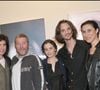 Le fils de Jean-Michel Jarre et la fille de Philippe Starck ont eu un beau succès

Jean-Michel Jarre, Philippe Starck, sa fille Ara, David Jarre à la galerie Artegalore de Paris. © COADIC GUIREC / BESTIMAGE