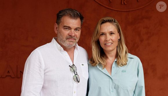 Clovis Cornillac et sa femme Lilou Fogli au village lors des Internationaux de France de tennis de Roland Garros 2023, à Paris, France, le 11 juin 2023. © Jacovides-Moreau/Bestimage