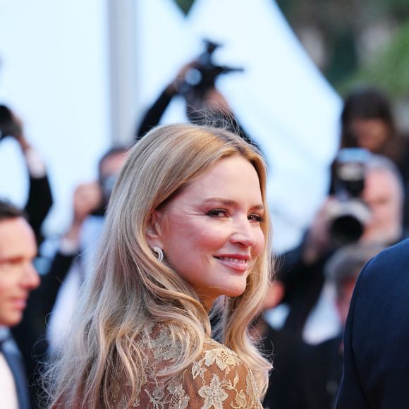 Virginie Efira, Pierre Niney - Montée des marches du film "Histoires Parallèles" lors du 79ème Festival International du Film de Cannes, le 14 mai 2026.

© Rachid Bellak/Bestimage