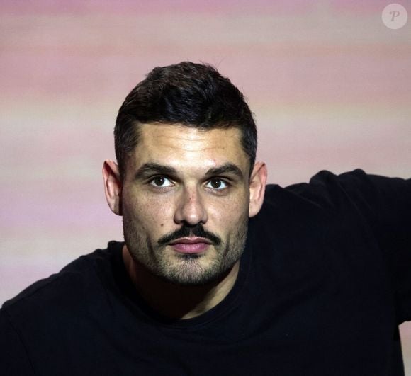 Florent Manaudou en conférence lors du 49ème Congrès Sélectour à l'hôtel Grand Hyatt à Doha au Qatar. Le 28 novembre 2024