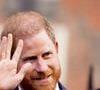 La scène, captée par une caméra de sonnette, a surpris les habitants qui ont reconnu le fils du roi Charles III après coup.

Le duc de Sussex quitte les Royal Courts of Justice, au centre de Londres, après avoir fait appel d'une décision de la Haute Cour sur sa plainte contre le ministère de l'Intérieur concernant le niveau de sécurité dont il bénéficie pendant son séjour au Royaume-Uni. Royaume-Uni, Londres, le mercredi 9 avril 2025. Photo par James Manning/PA Wire/ABACAPRESS.COM
