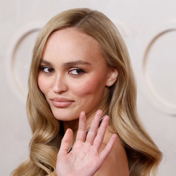 Lily-Rose Depp arrive sur le tapis rouge de la 97e cérémonie des Oscars dans le quartier d'Hollywood à Los Angeles, le dimanche 2 mars 2025. Photo John Angelillo/Upi/Abaca