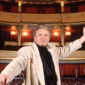 Photo d'archives du journaliste et animateur français Jacques Martin à l'Opéra Comique en 1989 à Paris, France. Photo par Pascal Baril/ABACAPRESS.COM