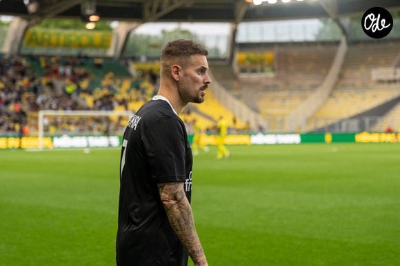 Matt Pokora (M. Pokora) - Match des Légendes du Variétés Club de France contre le FC Nantes au profit du Secours Populaire au stade de la Beaujoire à Nantes le 3 juin 2025. © Martin Bousseau/Bestimage
