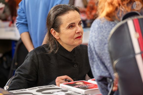 Amélie Nothomb, à la Halle Georges Brassens de Brive-la-Gaillarde, le 8 novembre 2024. Foire du Livre de Brive 2024. . © Jean-Marc Lhomer / Bestimage