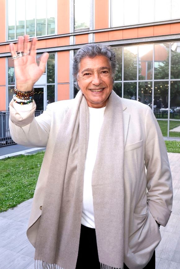 Frédéric François a une fille artiste

Frédéric François lors de la soirée hommage pour le cinquantième anniversaire de la mort de Mike Brant chez Warner Music France à Paris © Cyril Moreau- Cédric Perrin / Bestimage