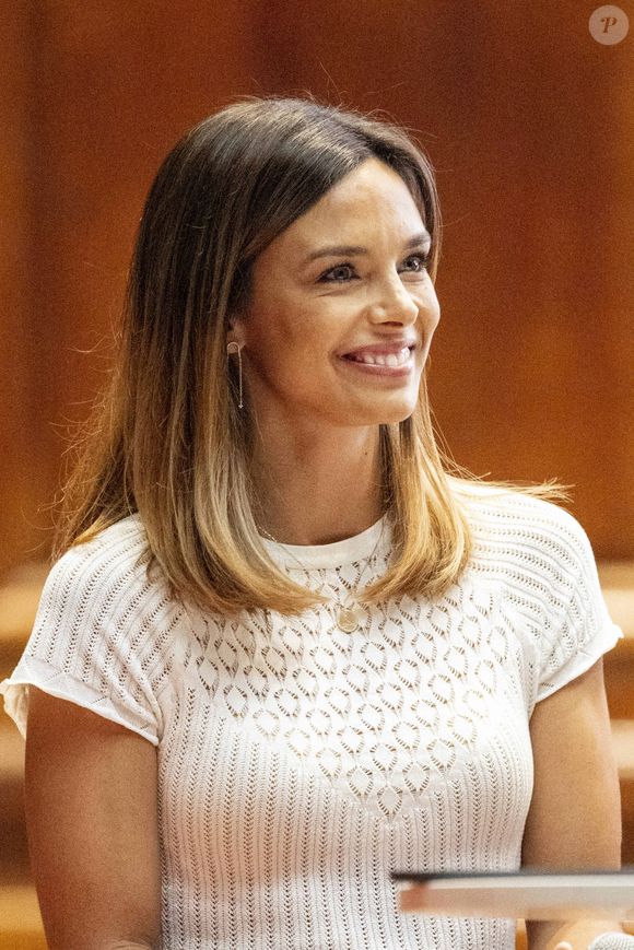 Marine Lorphelin (Miss France 2013) - Dévoilement du parcours du relais de la flamme des Jeux Olympiques de Paris 2024 dans la grand amphitheatre de la Sorbonne à Paris le 23 juin 2023.