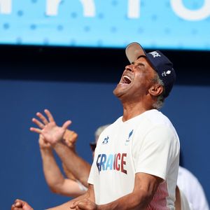 Yannick Noah, coach de l'équipe de France paralympique de tennis fauteuil lors de la rencontre de tennis fauteuil en quart de finale des jeux paralympiques Paris 2024, le 4 septembre 2024.

© Dominique Jacovides / Bestimage