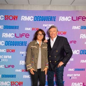Carole Rousseau et Jacques Legros lors de la conférence de presse de rentrée des chaînes du groupe RMC-BFM à Paris, le 17 septembre 2025. Pierre Perusseau / Bestimage