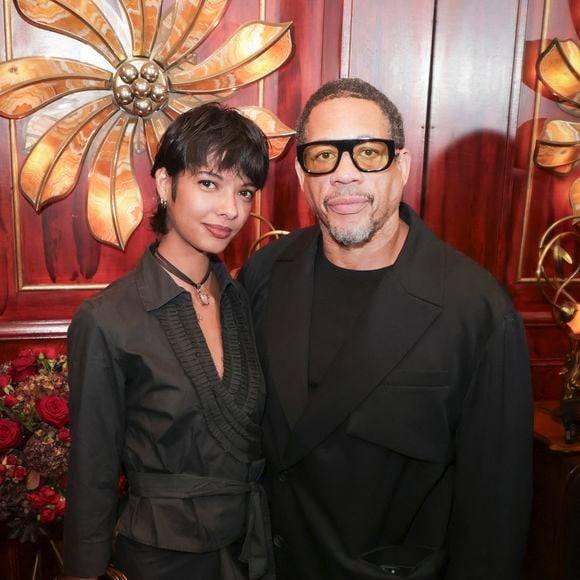 JoeyStarr et sa compagne Pauline Latchoumanin lors de la soirée Omar Harfouch "Dîner chez Maxim's" à Paris le 9 octobre 2024. © Perusseau / Tribeca / Bestimage