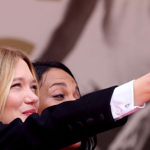 Léa Seydoux, Shanti Masud - Montée des marches du film " L'inconnue" lors du 79ème Festival International du Film de Cannes, le 18 mai 2026. © Jacovides-Moreau / Bestimage