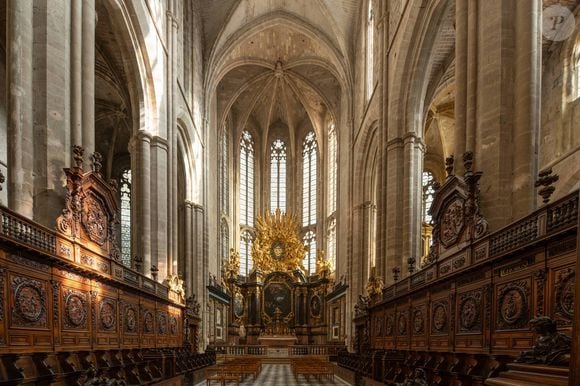 Vue intérieure de la basilique Sainte-Marie-Madeleine, troisième tombeau de la chrétienté contenant les reliques de Marie-Madeleine, apôtre du Christ à Saint-Maximin-la-Sainte-Baume, France le 02 février 2025. Photo par Laurent Coust/ABACAPRESS.COM