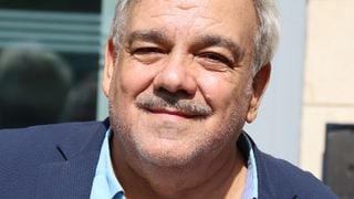 Didier Bourdon habite aussi dans ce célèbre quartier parisien ! L'acteur, sa femme Marie-Sandra et leurs filles Clélia et Natacha y sont totalement épanouis