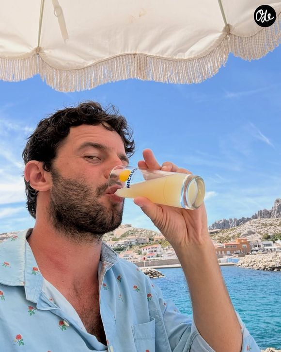 Avant cela, il s'était fait connaître avec sa série documentaire Ma première fois, lancée en 2021 sur Instagram.

Marcel, le fils de Vincent Lindon.