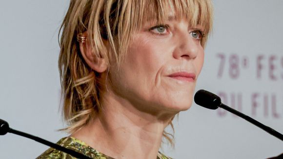 "J’ai arrêté de..." : Marina Foïs a perdu son grand frère du jour au lendemain et a mis un terme à une habitude