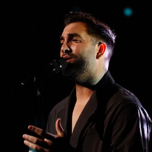 Exclusif - Kendji Girac à l'enregistrement de l'émission "La Boîte à Secrets N°20" dans les studios de la Cité du Cinéma à Saint-Denis.

Photo : Christophe Clovis / Bestimage