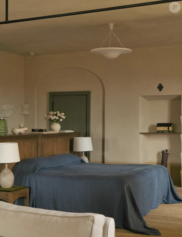 Mais ce luxe a un coût : Une nuit en haute saison dans la chambre principale et pour deux adultes est au prix de 954 euros, tandis que la grande suite dépasse les 1 650 euros sans le petit-déjeuner. 

Hôtel du couvent à Nice sur Instagram.