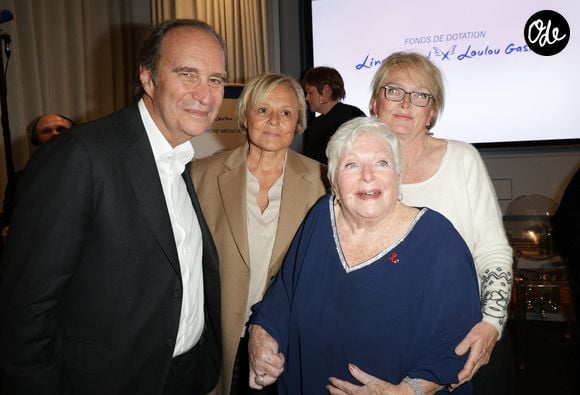 Exclusif - Xavier Niel, Muriel Robin, Line Renaud et Claude Chirac - 6ème remise du prix "Fonds de dotation Line Renaud-Loulou Gasté" pour la recherche médicale à la Maison de la Recherche à Paris le 25 novembre 2024. 
© Coadic Guirec/Bestimage