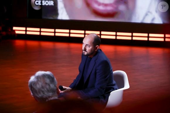 Exclusif - Karim Rissouli sur le plateau de l'émission "C ce soir" lors du 78ème Festival International du Film de Cannes, France, le 16 mai 2025. © Jack Tribeca/Bestimage
